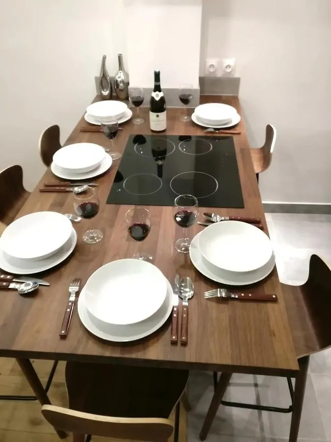 3 Double Bedrooms In Montmartre Near Subway Ac *