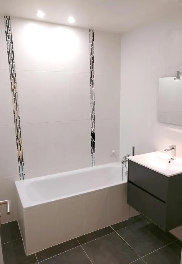 3 Double Bedrooms In Montmartre Near Subway Ac Apartamento *