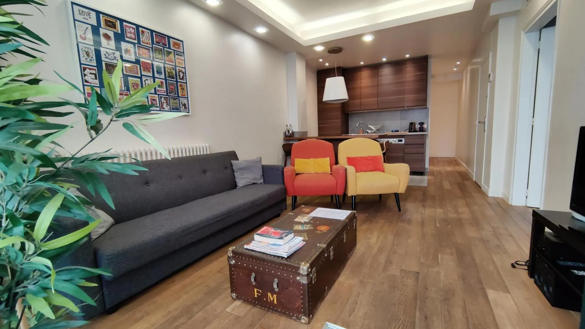 3 Double Bedrooms In Montmartre Near Subway Ac Apartamento París