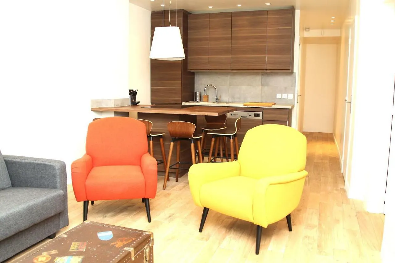 3 Double Bedrooms In Montmartre Near Subway Ac * París